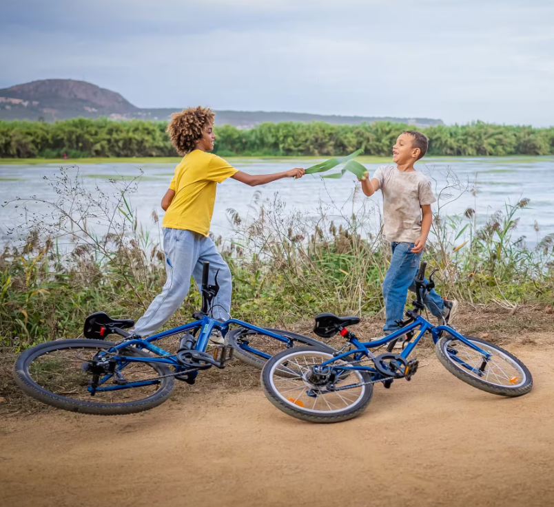 Btwin Riverside 900 Kids Hybrid Bike 15
