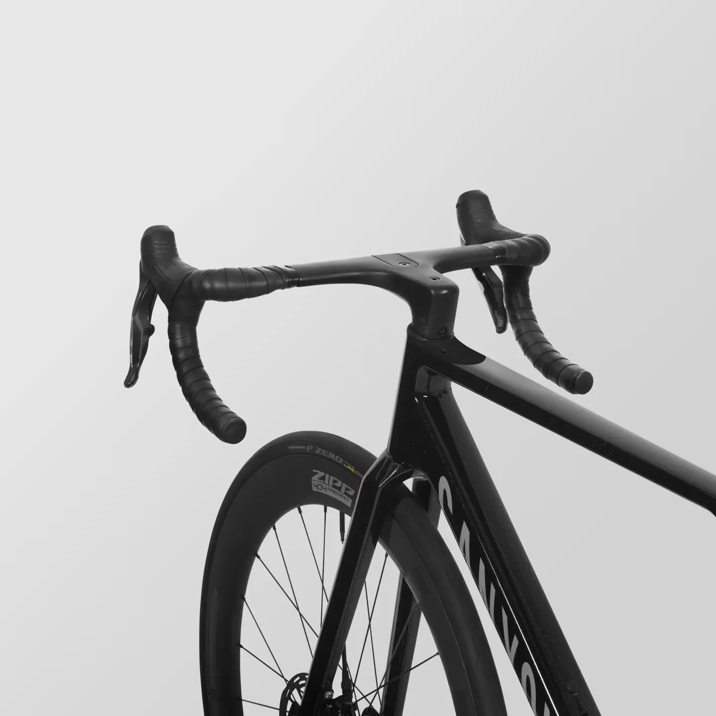 Canyon Ultimate CF SLX 8 AXS 3