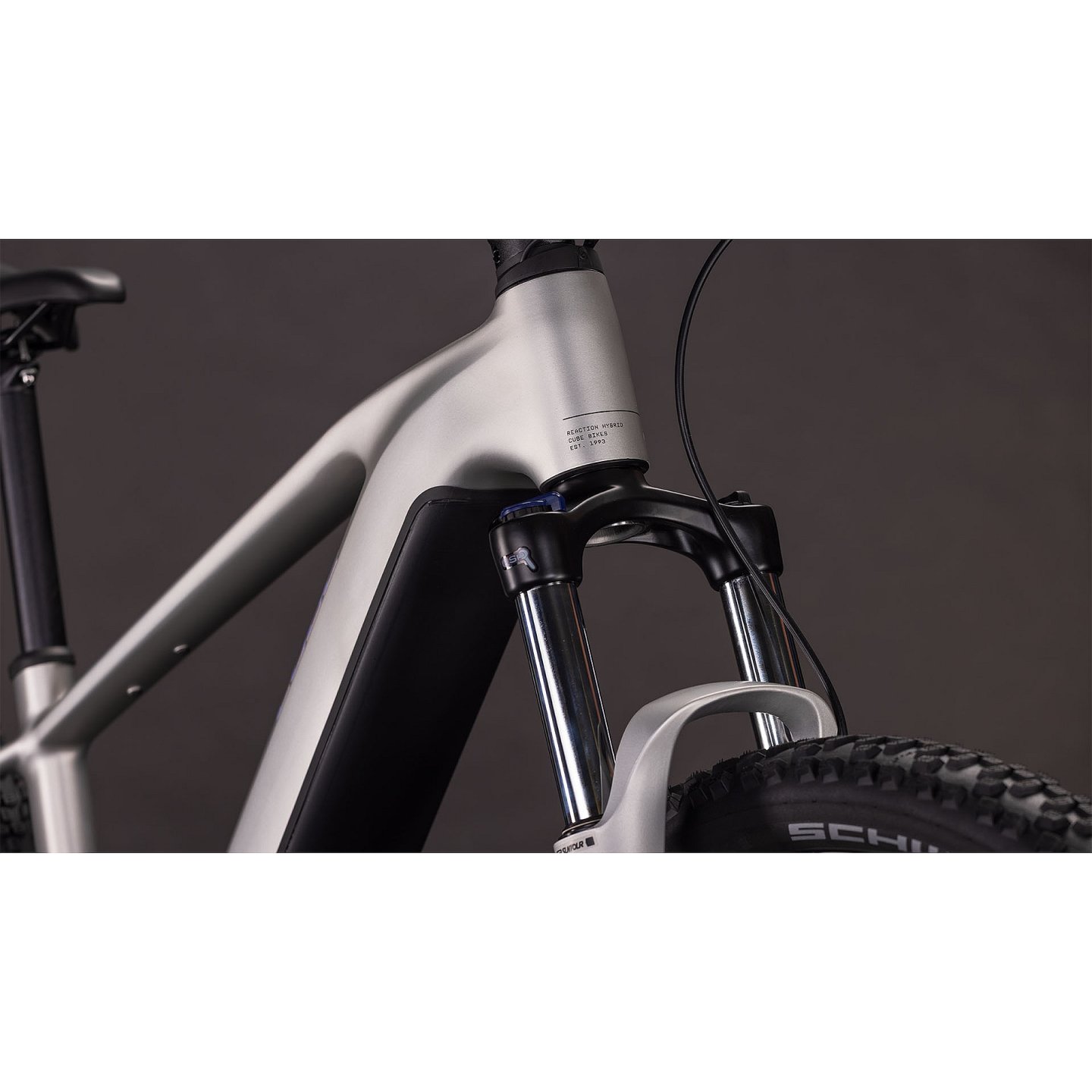 Cube Reaction Hybrid 7