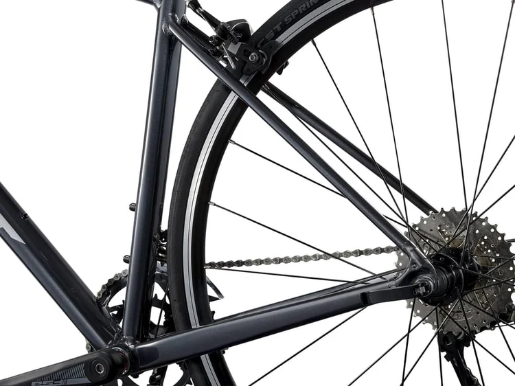 Giant Contend 3 (Europe) Review 2026: The Best Budget Road Bike