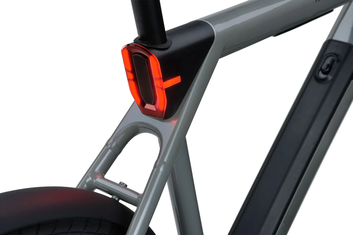 Raleigh Pioneer 8